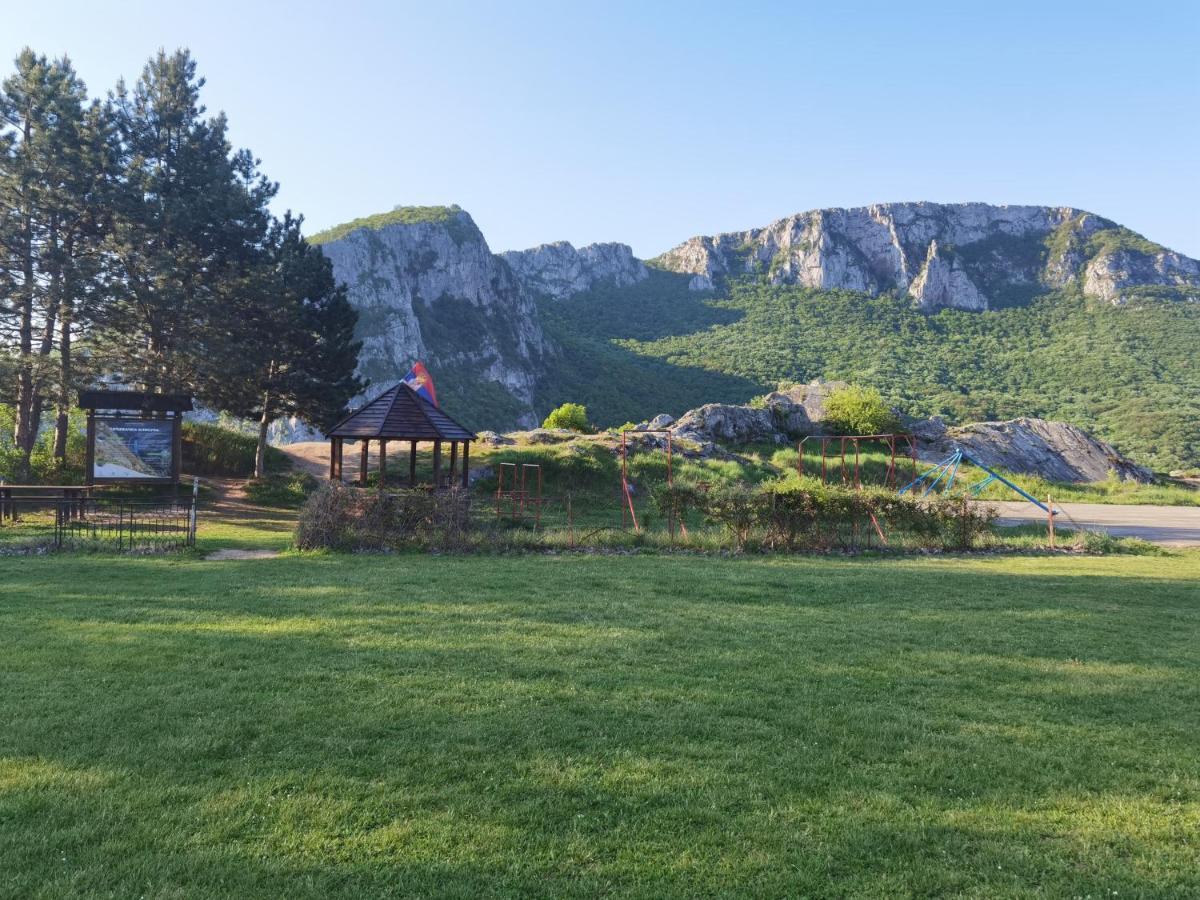 Konak -Guest House -Ramonda Serbika Ni Eksteriør bilde