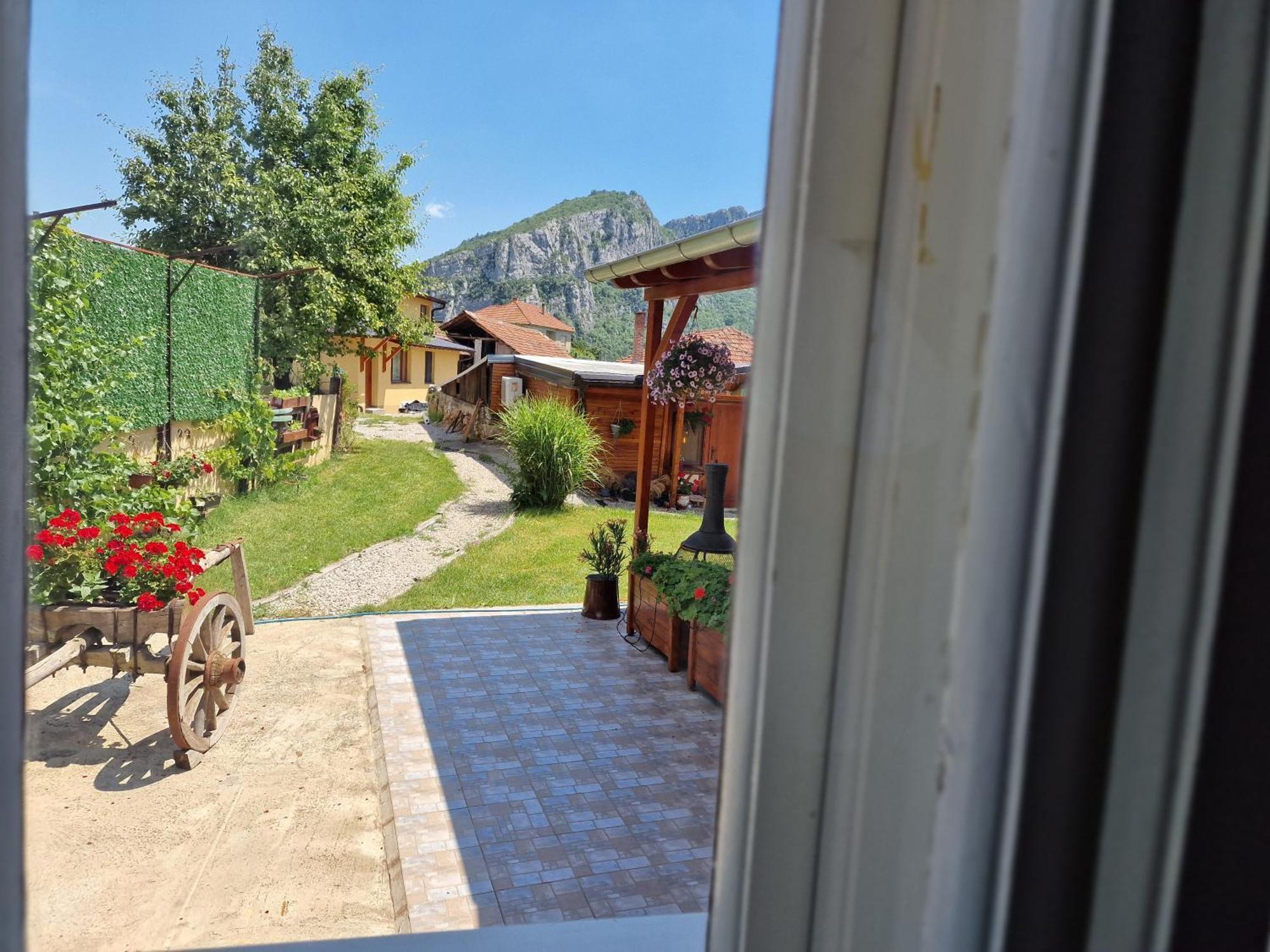Konak -Guest House -Ramonda Serbika Ni Eksteriør bilde