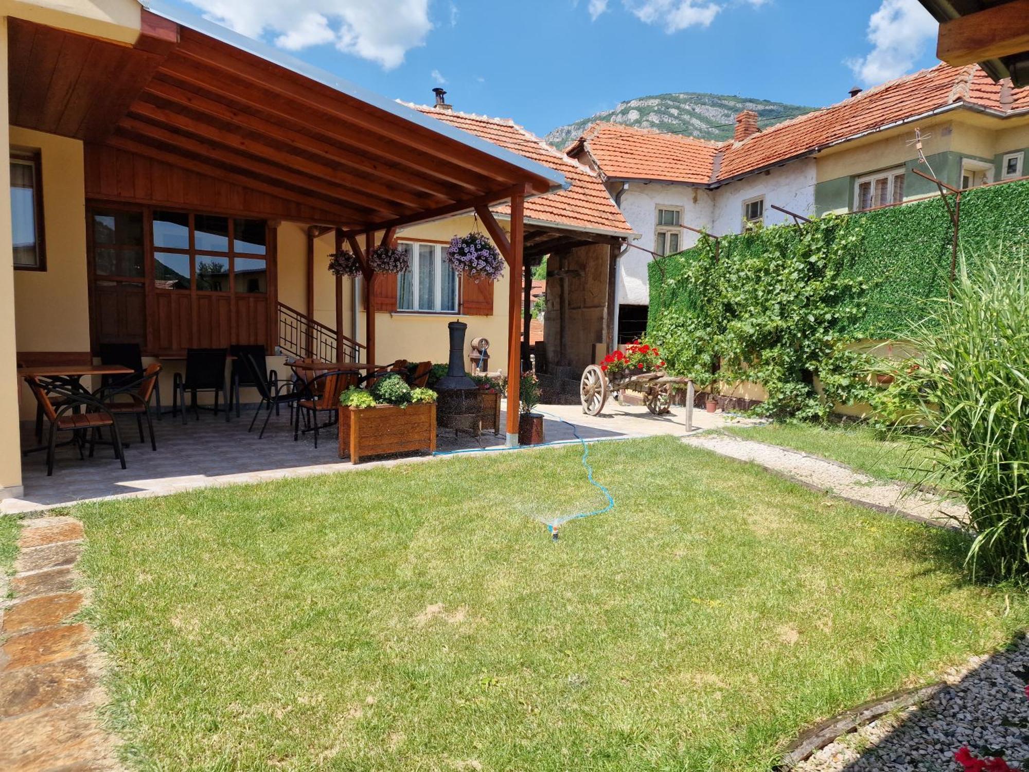 Konak -Guest House -Ramonda Serbika Ni Eksteriør bilde